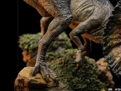 Jurassic World: Dominion - Dilophosaurus 1/10th Scale Statue