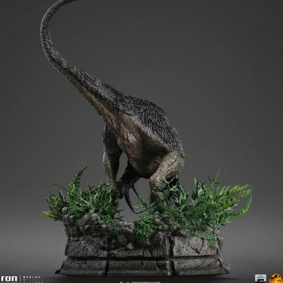 Jurassic World Dominion - Therizinosaurus Demi Art Scale 1/20th Scale Diorama Statue