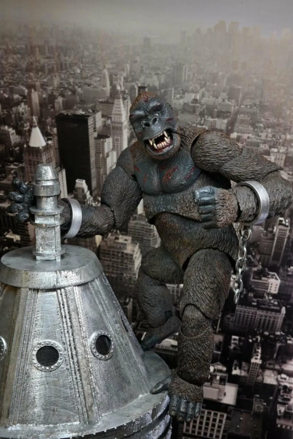 King Kong (1933) - King Kong Concrete Jungle Ultimate 7" Scale Action Figure