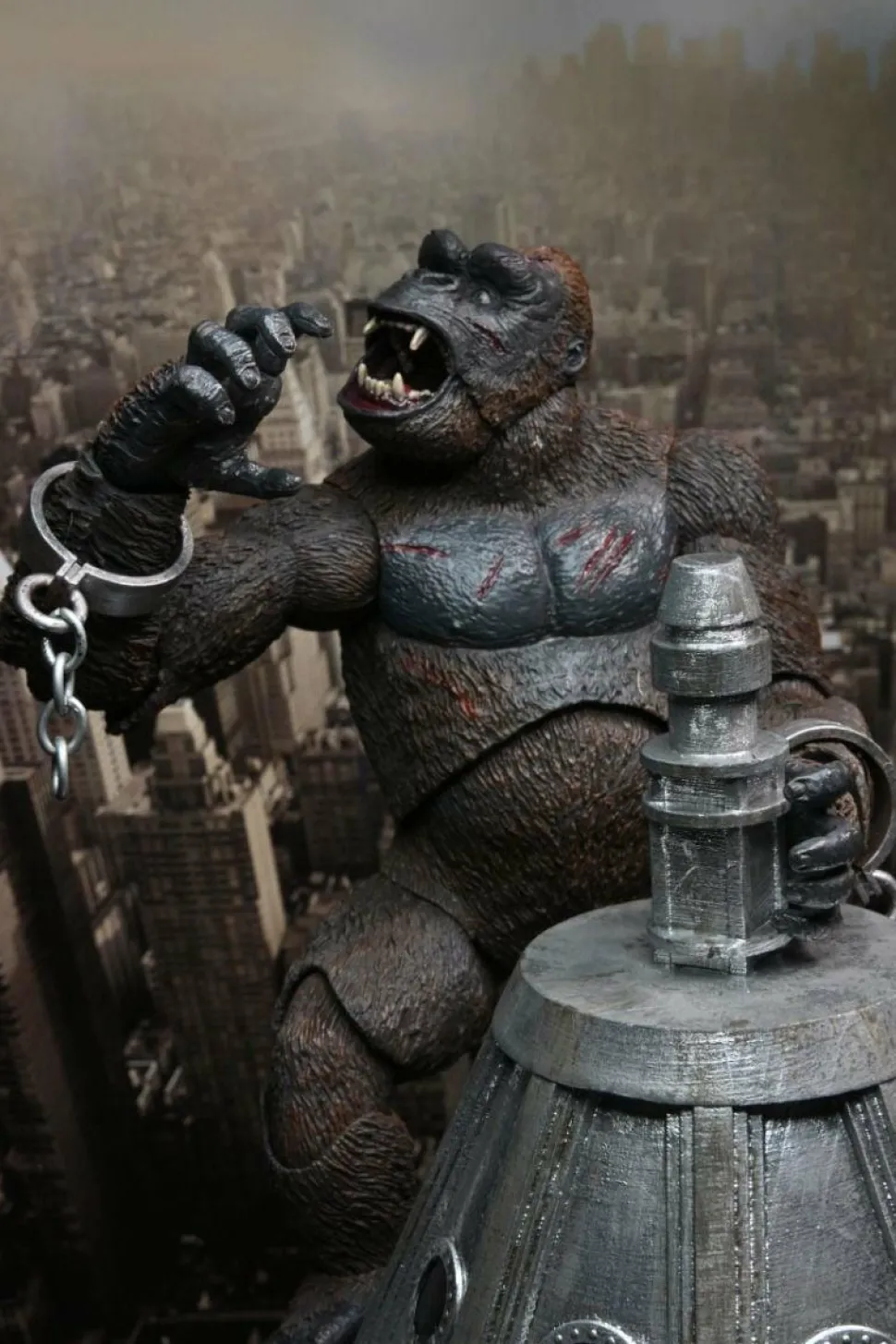 King Kong (1933) - King Kong Concrete Jungle Ultimate 7" Scale Action Figure