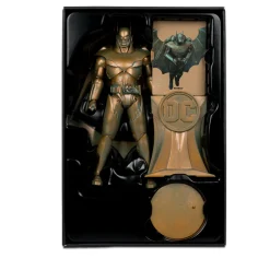 Kingdom Come - Armored Batman Patina Edition DC Multiverse Gold Label 7