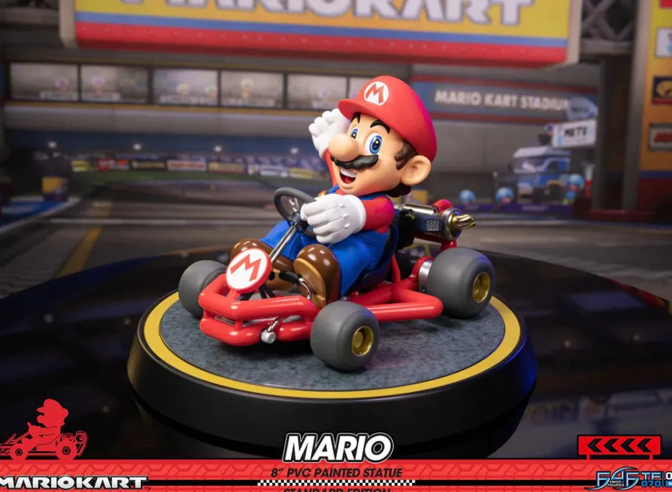 Mario Kart - Mario 8" PVC Statue