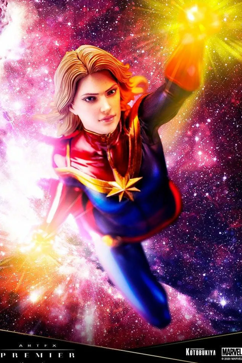 Marvel - Captain Marvel 1/10th Scale ArtFX Premier Statue