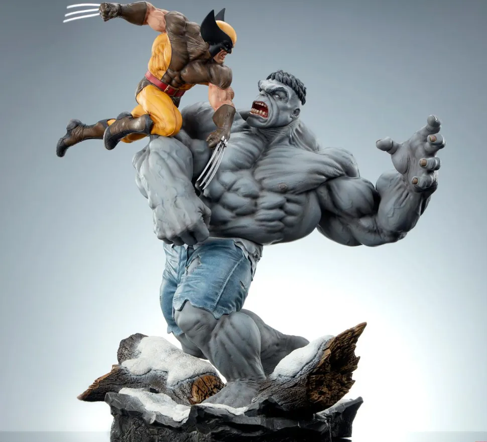 Marvel - Grey Hulk vs. Wolverine 23" Maquette Statue