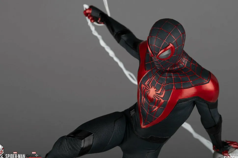 Marvel’s Spider-Man: Miles Morales - Miles Morales 1/6th Scale Diorama Statue
