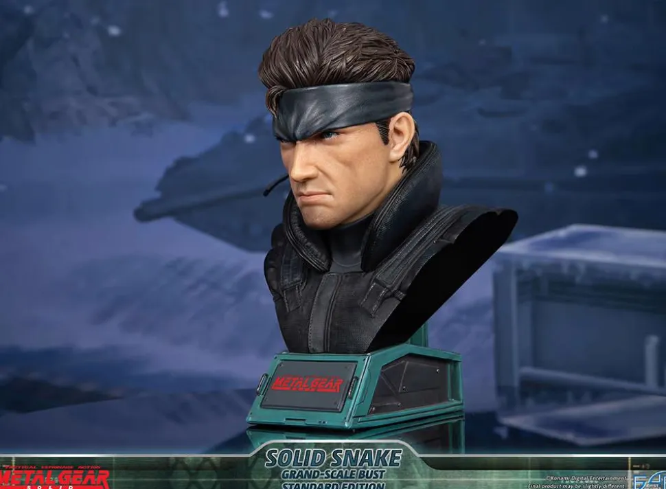 Metal Gear Solid - Solid Snake Grand Scale 12” Bust