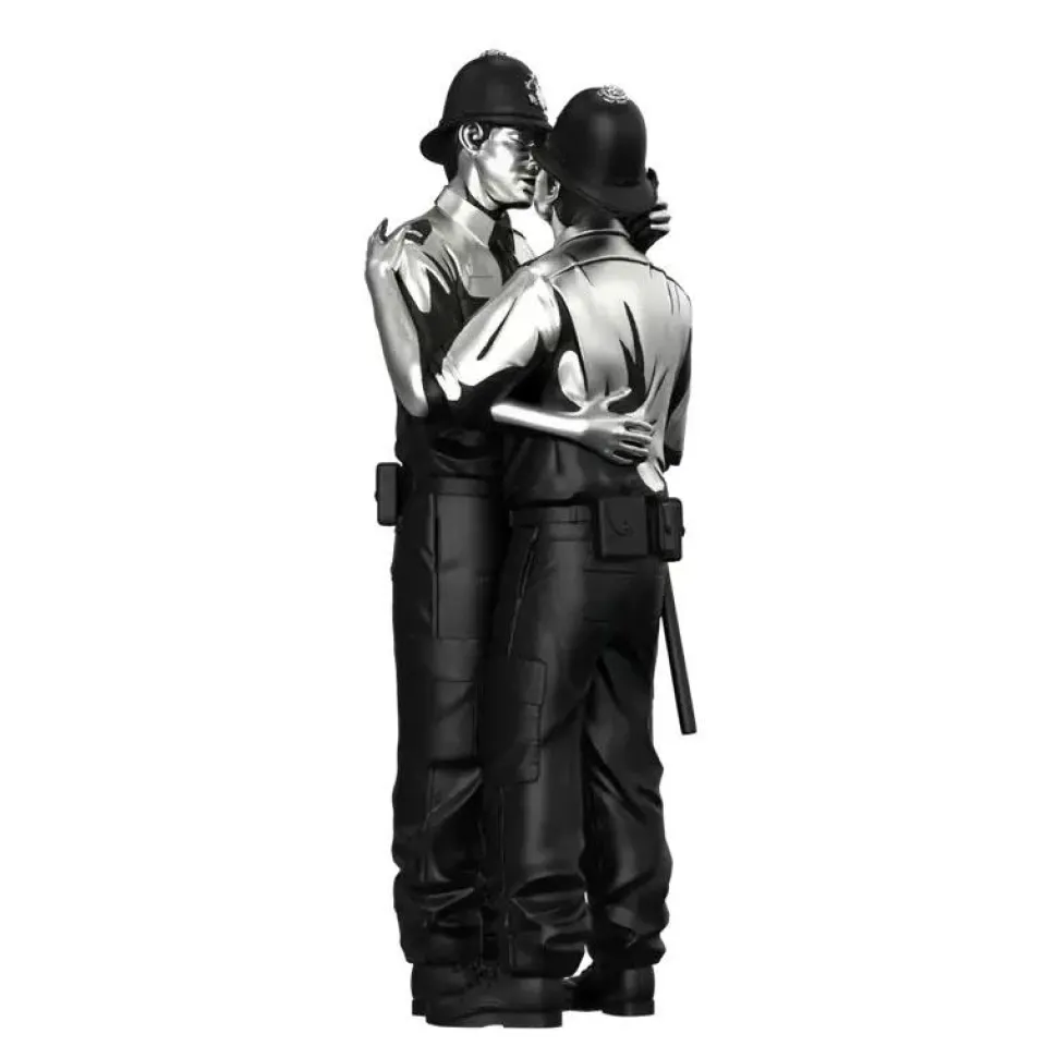 Mighty Jaxx - Kissing Coppers (Platinum Edition) 10" Statue by Brandalised
