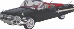 Motormax - Black 1960 Chevrolet Impala Timeless Legends Collection 1/18th Scale Die-Cast Vehicle Replica