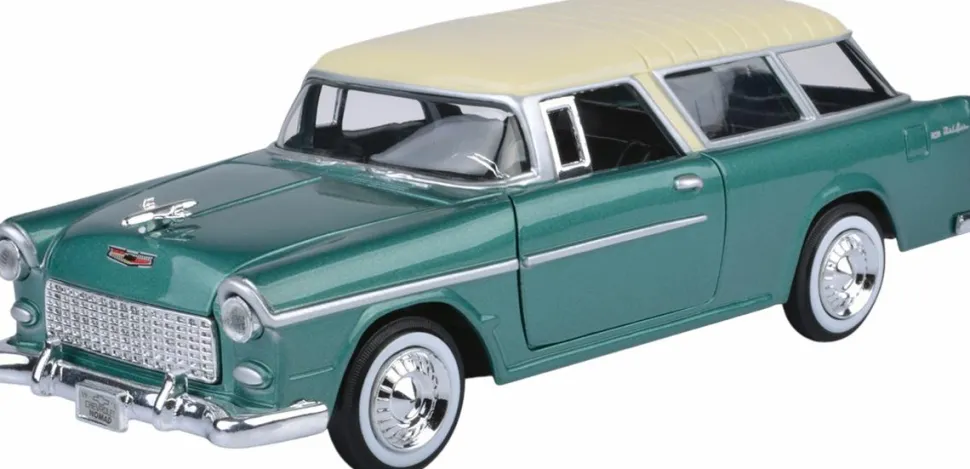 Motormax - Green 1955 Chevy Bel Air Nomad Timeless Legends Collection 1/24th Scale Die-Cast Vehicle Replica