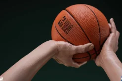 NBA Basketball - Larry Bird 1/4th Scale Statue