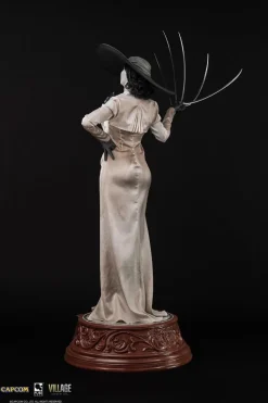 Resident Evil Village - Lady Dimitrescu 1/4 Scale Statue
