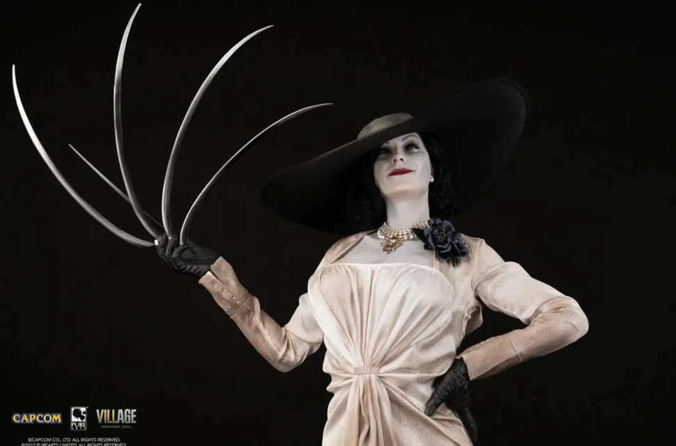 Resident Evil Village - Lady Dimitrescu 1/4 Scale Statue