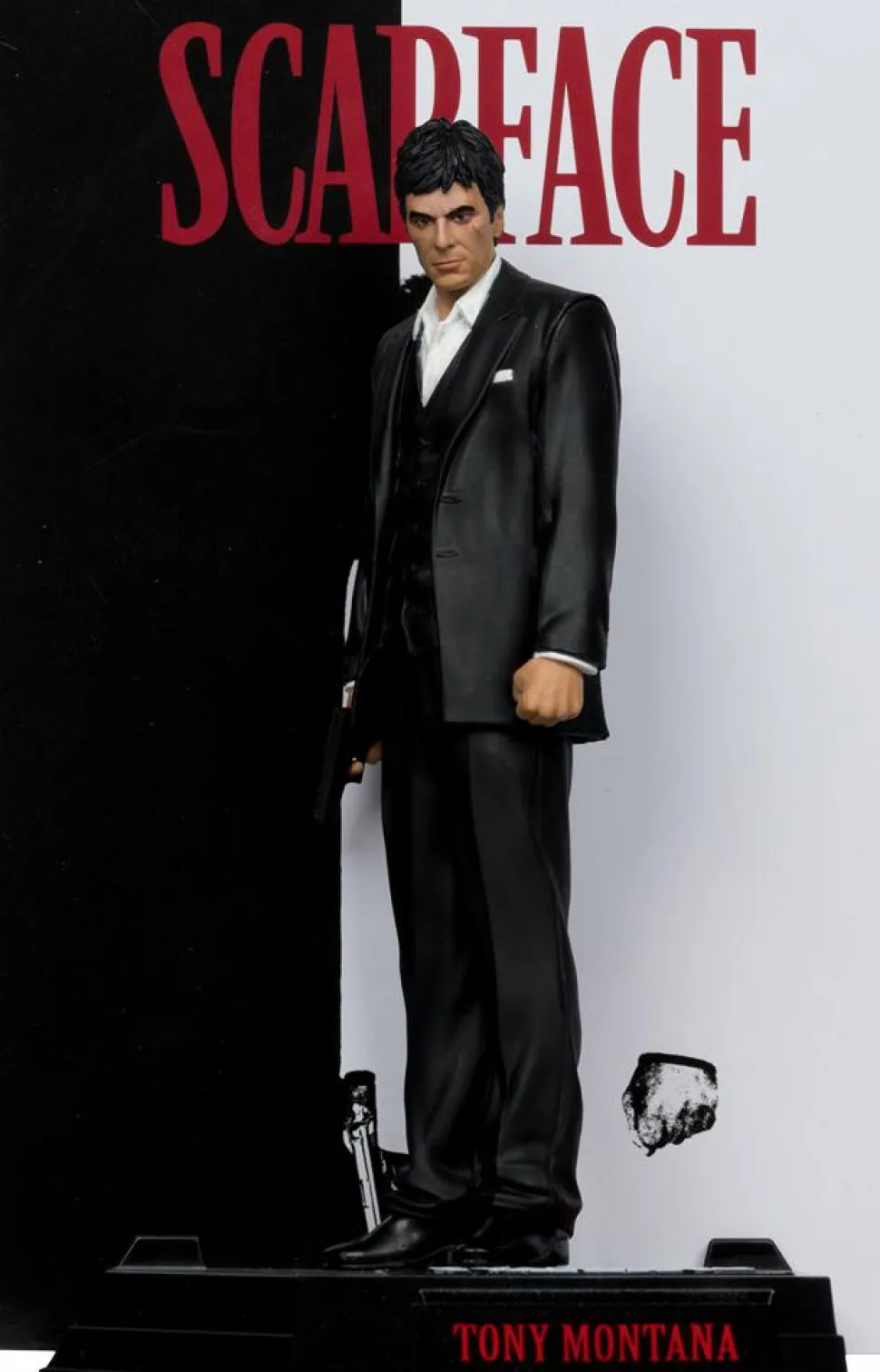 Scarface - Tony Montana Movie Maniacs 6" Scale PVC Posed Figure