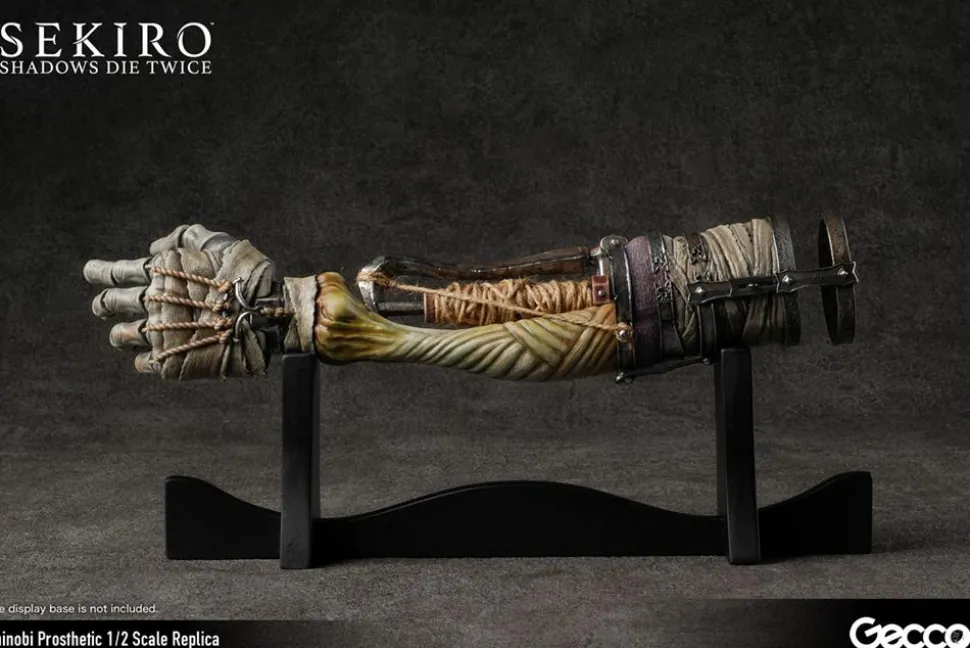 Sekiro: Shadows Die Twice - Shinobi Prosthetic 1/2 Scale Replica Statue