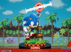 Sonic the Hedgehog - Sonic Collector’s Edition 11” PVC Statue