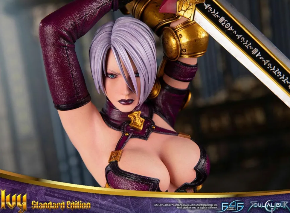 Soulcalibur II - Ivy 21” Statue