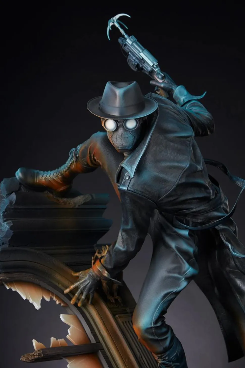 Spider-Man: Into The Spider-Verse - Spider-Man Noir 27" Premium Format Statue