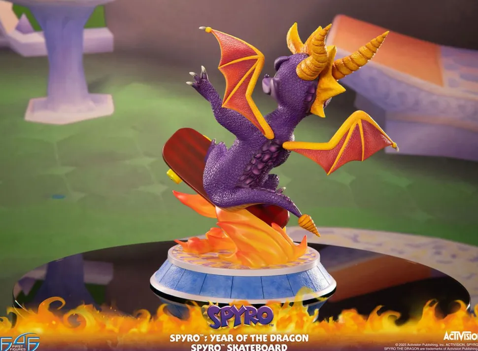 Spyro the Dragon - Year of the Dragon Spyro (Skateboard Version) 13" Statue