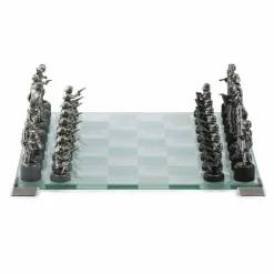 Star Wars - Classic Pewter Chess Set
