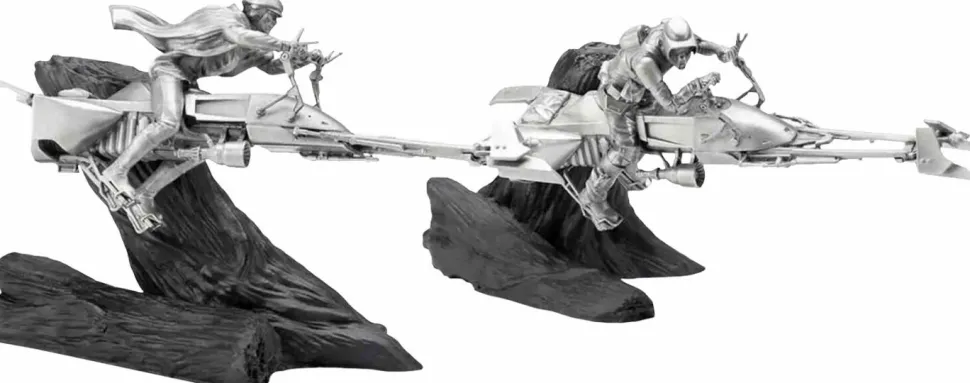 Star Wars - Speeder Bike Chase Limited Edition 6" Pewter Diorama Statue 2-Pack