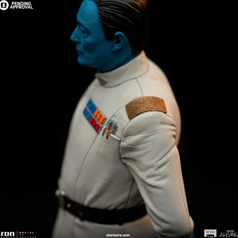 Star Wars: Ahsoka - Grand Admiral Thrawn 1/10th Scale Statue