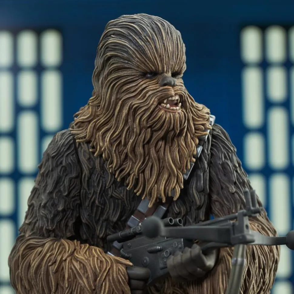 Star Wars Episode IV: A New Hope - Chewbacca 1/7th Scale Statue