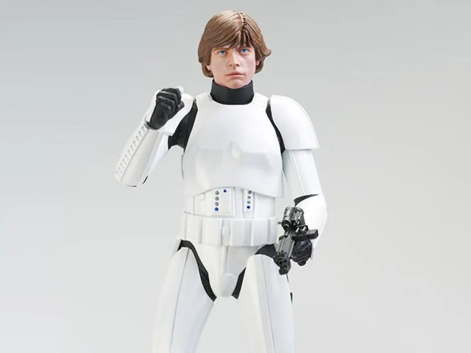 Star Wars Episode IV: A New Hope - Stormtrooper Luke Skywalker 1/6th Scale Statue