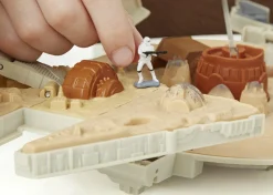 Star Wars Episode VII: The Force Awakens - MicroMachines Millennium Falcon Playset