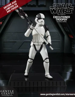 Star Wars Episode VIII: The Last Jedi - Executioner Trooper 1/6th Scale Statue
