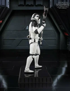 Star Wars Episode VIII: The Last Jedi - Executioner Trooper 1/6th Scale Statue