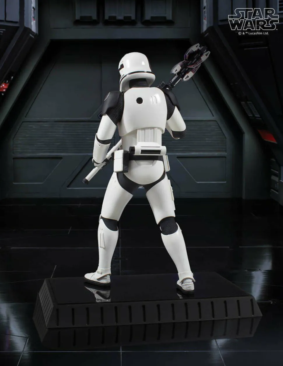 Star Wars Episode VIII: The Last Jedi - Executioner Trooper 1/6th Scale Statue