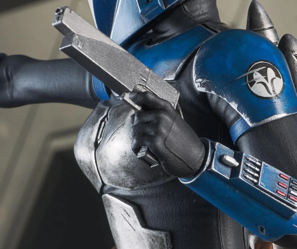 Star Wars: The Clone Wars - Bo Katan Premier Collection 11” Statue