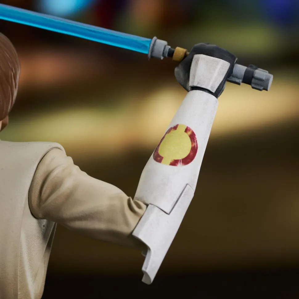 Star Wars: The Clone Wars - General Obi-Wan Kenobi Deluxe Gallery 11" PVC Diorama Statue