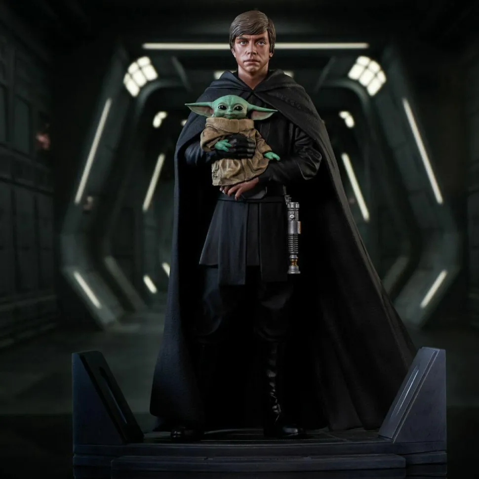 Star Wars: The Mandalorian - Luke Skywalker & Grogu Premier Collection 10” Statue