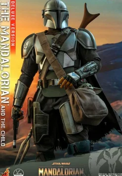 Star Wars: The Mandalorian - The Mandalorian & The Child Deluxe 1/4 Scale Hot Toys Action Figure 2-Pack (Battery Compliant)