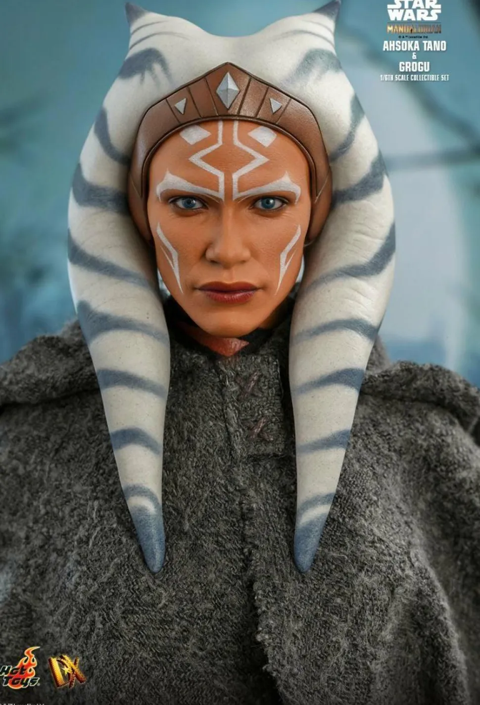 Star Wars: The Mandalorian - Ahsoka Tano & Grogu 1/6th Scale Hot Toys Action Figure 2-Pack