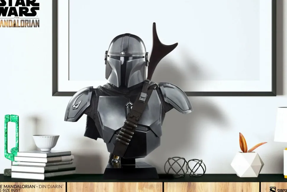 Star Wars: The Mandalorian - Din Djarin 1:1 Scale Life-Size Bust