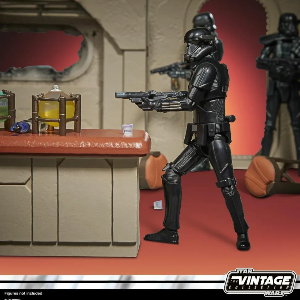 Star Wars: The Mandalorian - Nevarro Cantina with Imperial Death Trooper (Nevarro) Vintage Collection 3.75” Scale Action Figure Diorama Playset