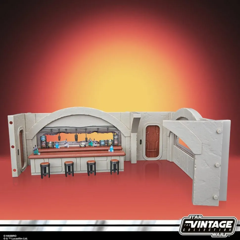 Star Wars: The Mandalorian - Nevarro Cantina with Imperial Death Trooper (Nevarro) Vintage Collection 3.75” Scale Action Figure Diorama Playset