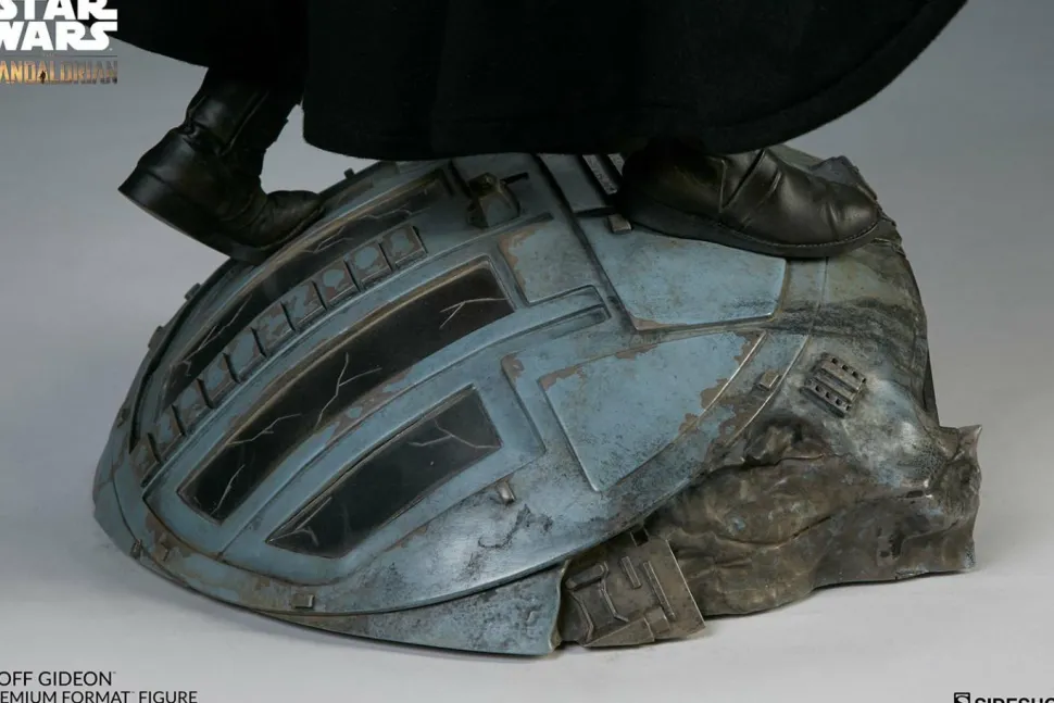 Star Wars: The Mandalorian - Moff Gideon Premium Format Statue