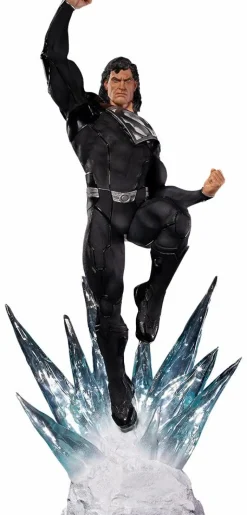 Superman - Black Suit Superman 1/3 Scale Statue by Ivan Reis
