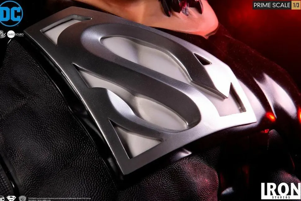 Superman - Black Suit Superman 1/3 Scale Statue by Ivan Reis