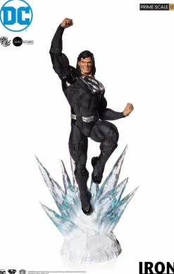 Superman - Black Suit Superman 1/3 Scale Statue by Ivan Reis