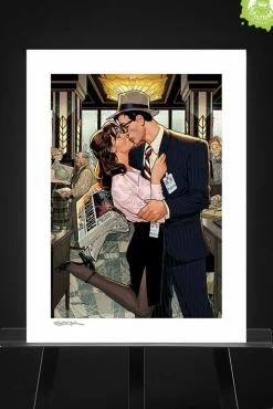 Superman - Lois & Clark: Fireworks!! Fine Art Print by Ryan Sook