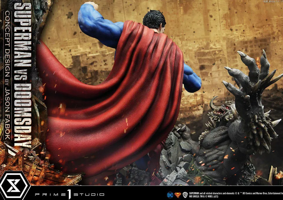 Superman - Superman vs Doomsday 1/3 Scale Diorama Statue