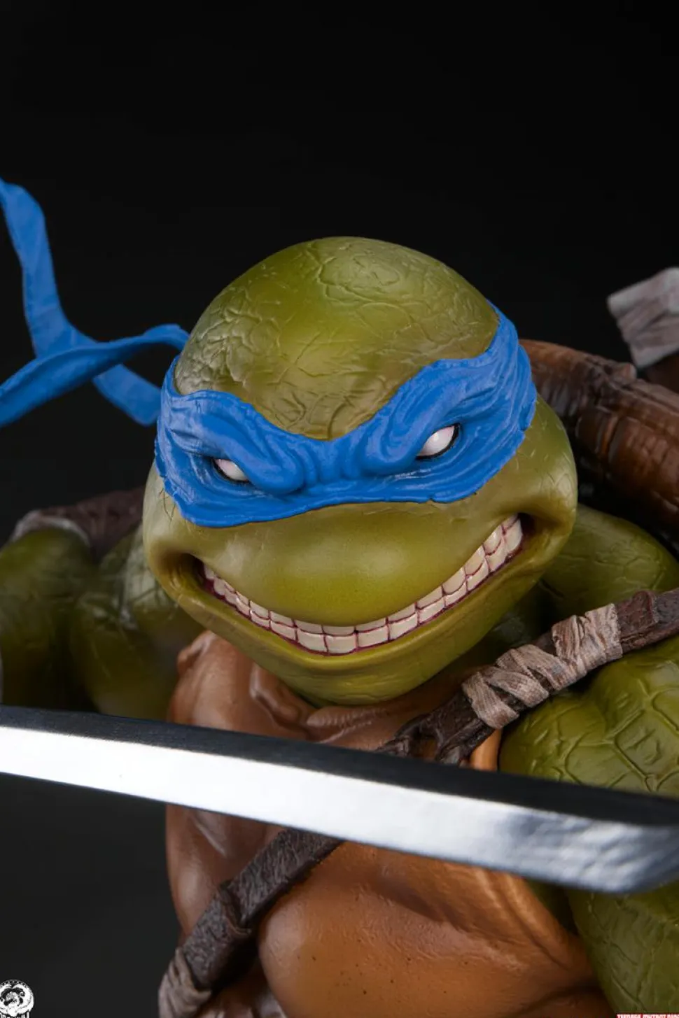 Teenage Mutant Ninja Turtles - Leonardo 1/3 Scale Statue