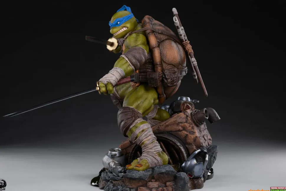 Teenage Mutant Ninja Turtles - Leonardo 1/3 Scale Statue