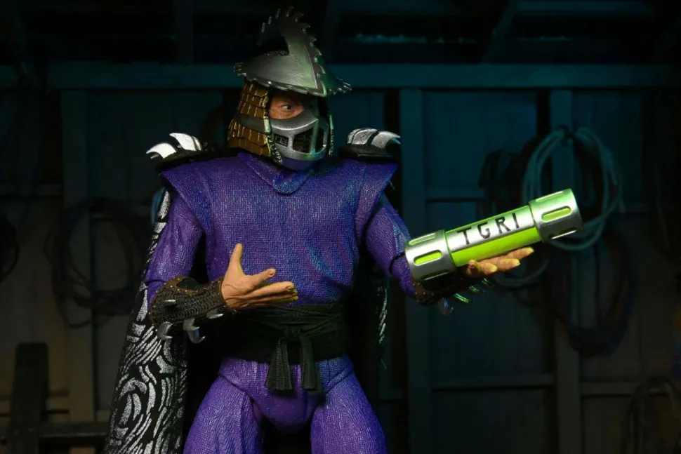 Teenage Mutant Ninja Turtles II: The Secret of the Ooze (1991) - Shredder Ultimate 7" Scale Action Figure