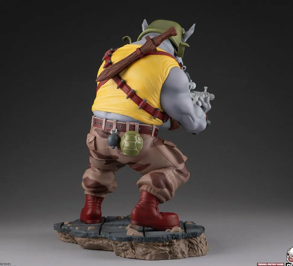 Teenage Mutant Ninja Turtles (1987) - Rocksteady 1/4 Scale Statue