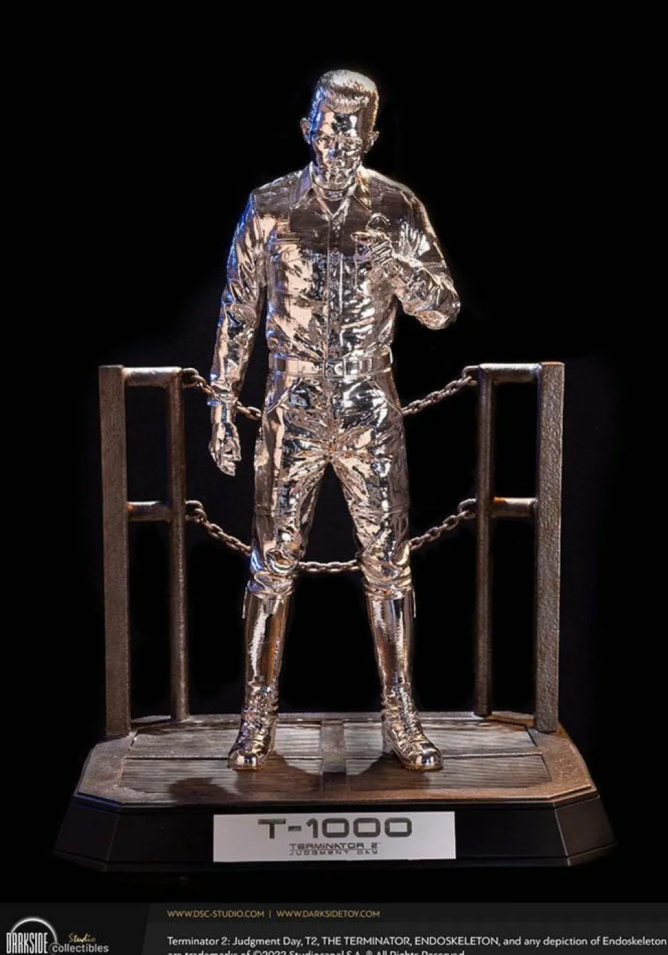 Terminator 2: Judgement Day - T-1000 Liquid Metal 1/3 Scale Statue